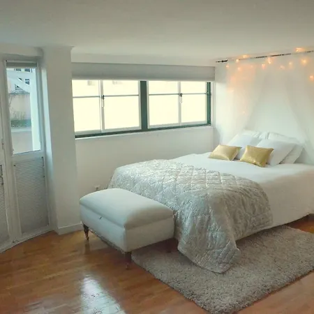 Bed & Breakfast Shiado Lisbon
