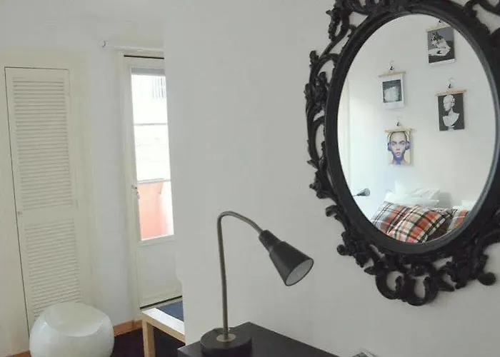 Bed and breakfast Shiado Suites