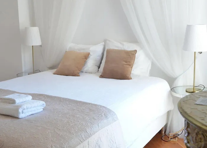 Shiado Suites Bed and breakfast